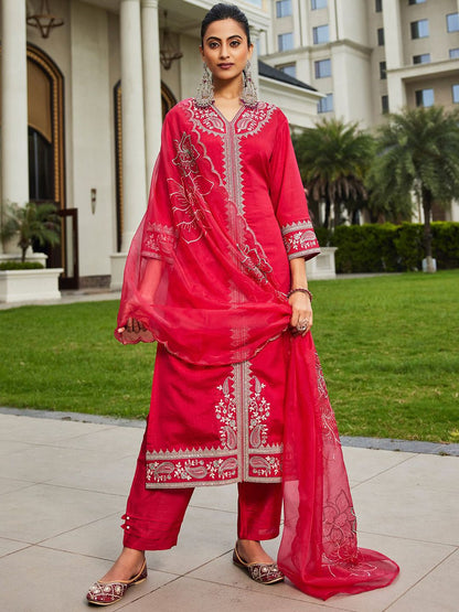 Women Floral Embroidered Regular Kurta with Trousers & With Dupatta