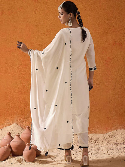 Dhiyona IE Floral Embroidered Thread Work Straight Kurta With Trousers & Dupatta