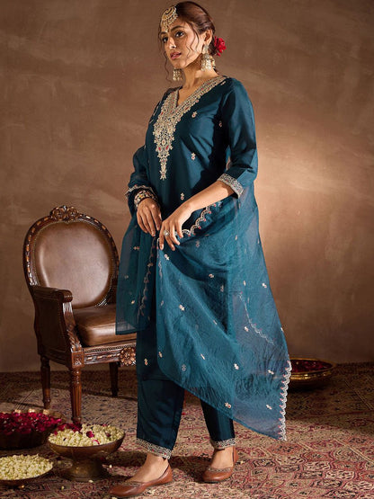 Dhiyona IE Women Ethnic Motifs Embroidered Regular Sequinned Chanderi Silk Kurta