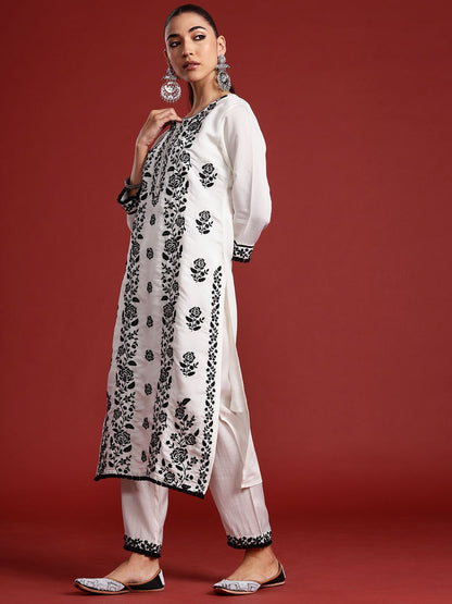 Dhiyona IE Floral Embroidered Thread Work Kurta With Trousers & Dupatta