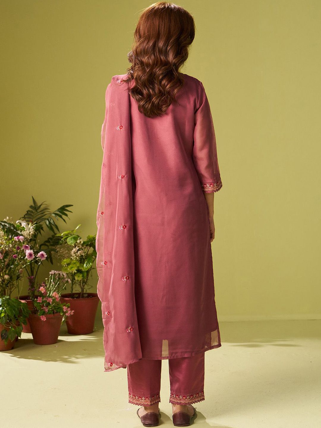 Women Floral Embroidered Kurta with Trousers & Dupatta