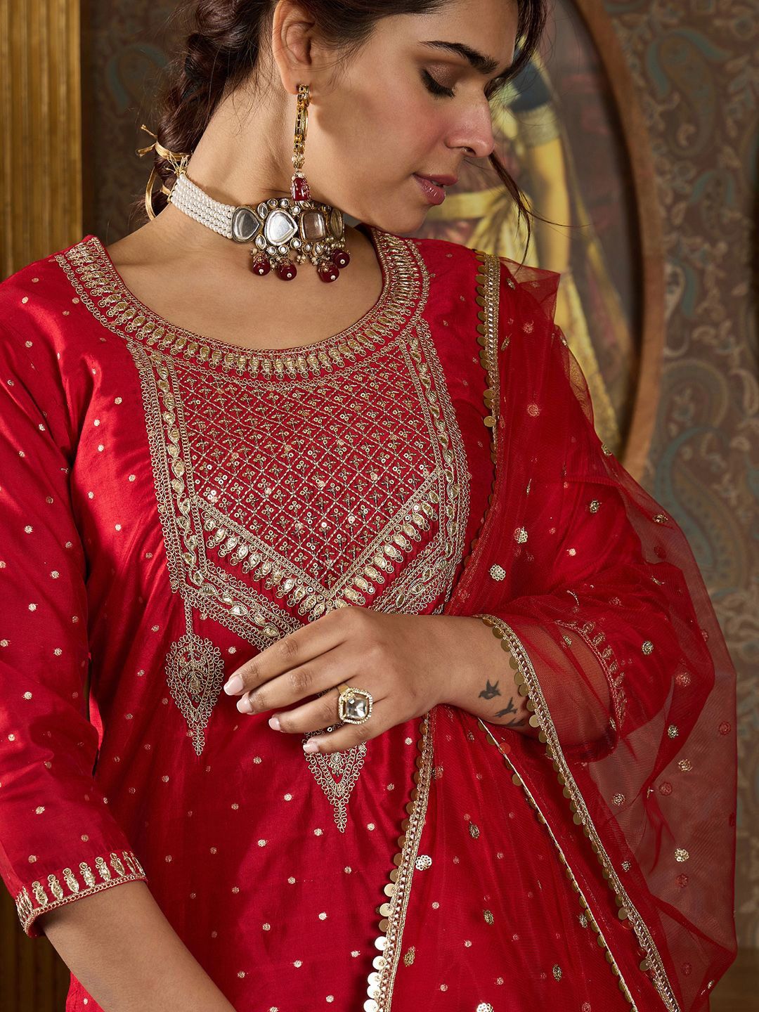 Dhiyona IE Floral Embroidered Sequinnce Work Kurta With Trousers & Dupatta