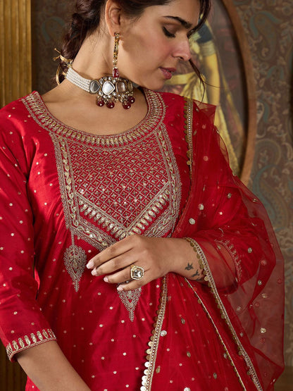 Dhiyona IE Floral Embroidered Sequinnce Work Kurta With Trousers & Dupatta