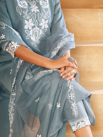 Dhiyona IE Floral V-neck Embroidered Regular Thread Work Kurta with Trousers & With Dupatta