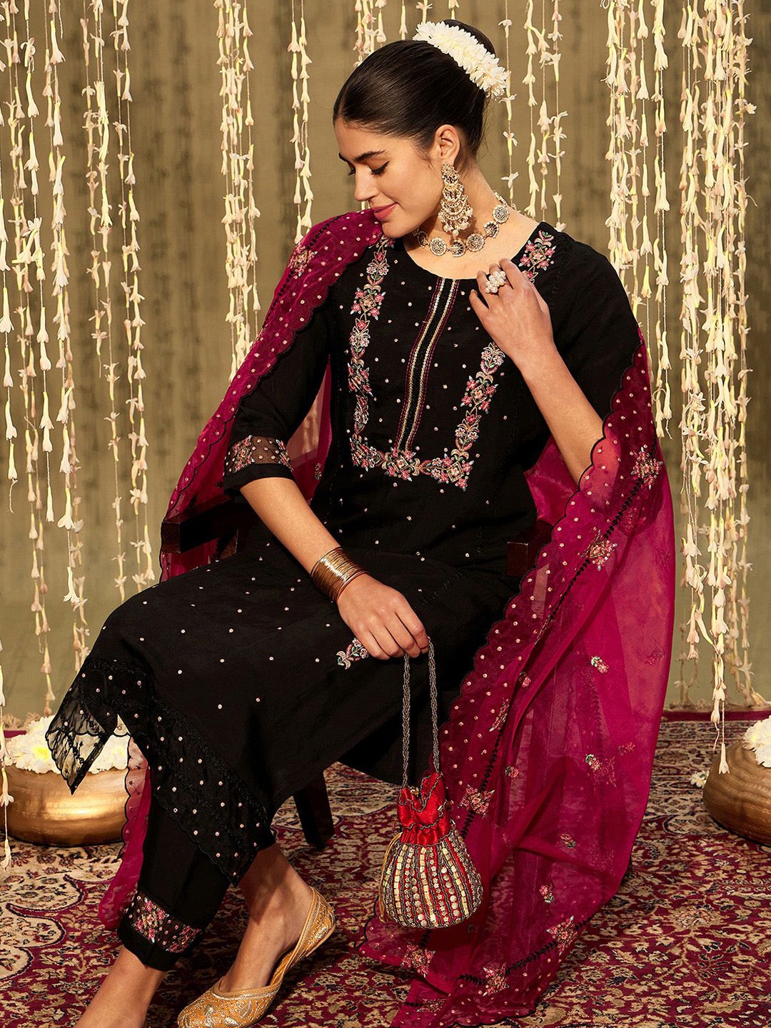 Floral Embroidered Round Neck Three-Quarter Sleeves Thread Work Kurta Set