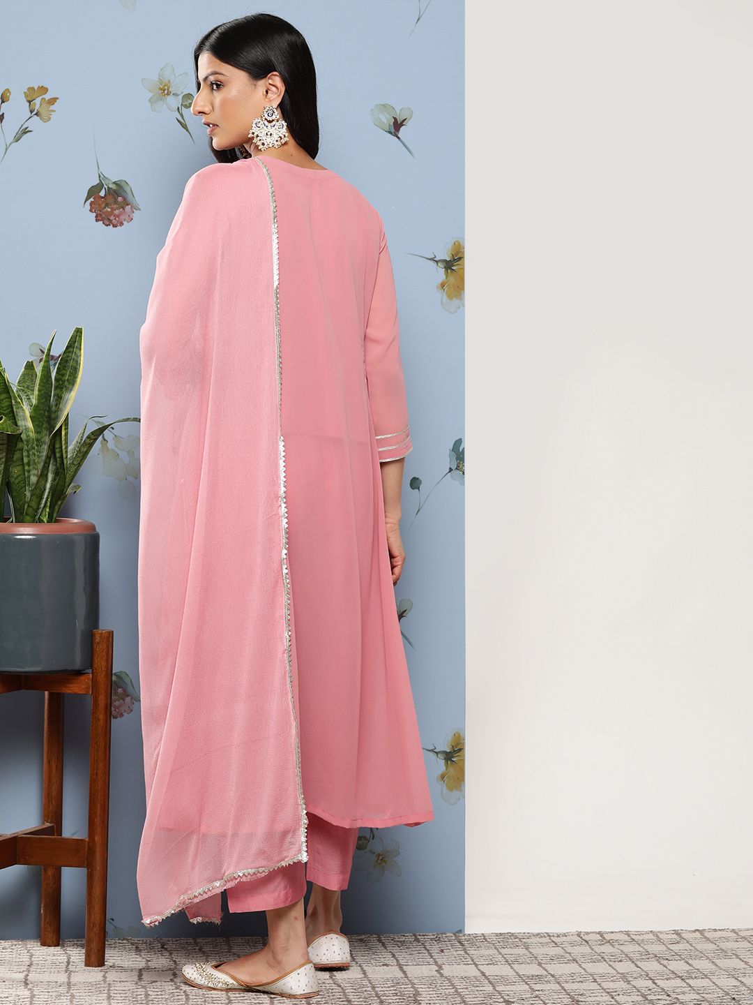 Dhiyona VA Women's Ethnic Motifs Embroidered Sequinned Silk Georgette Kurta Set