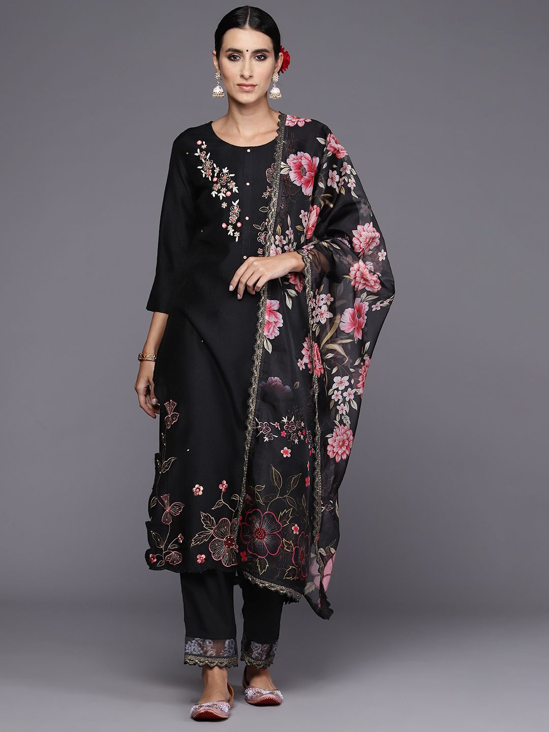 Dhiyona IE Women Floral Embroidered Regular Kurta with Trousers & Dupatta