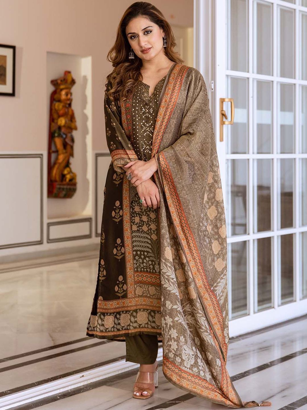 Dhiyona IS Women's Women Ethnic Motifs Printed Regular Kurta with Trousers & With Dupatta