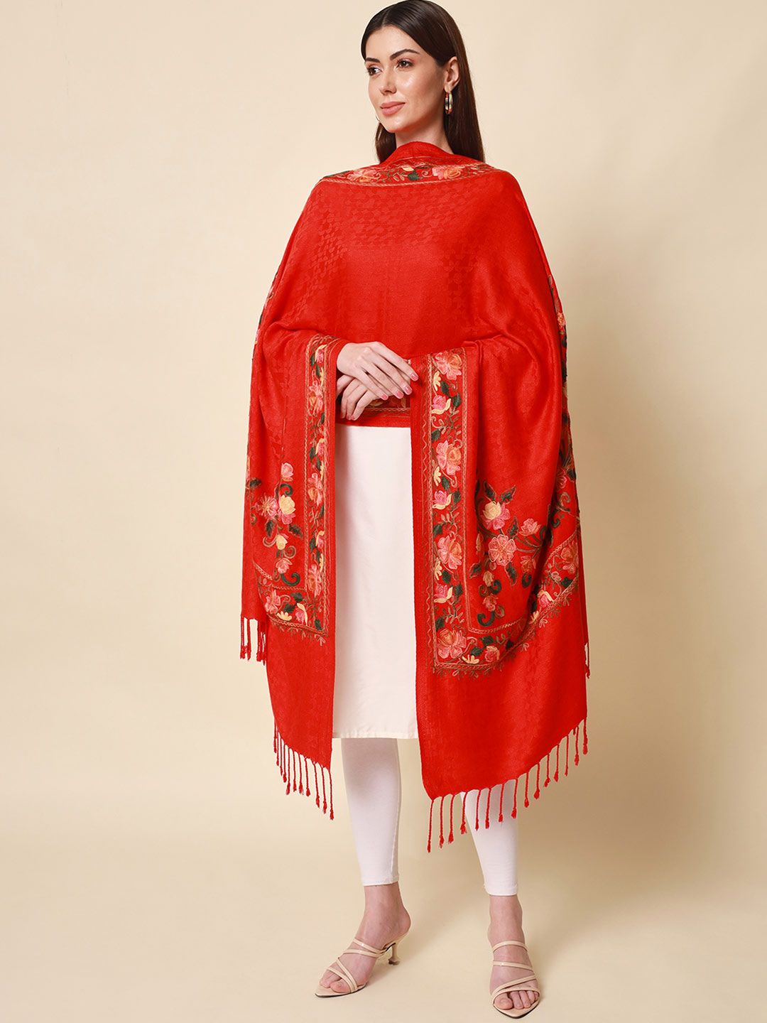 Dhiyona PA Women Red Embroidered Shawl