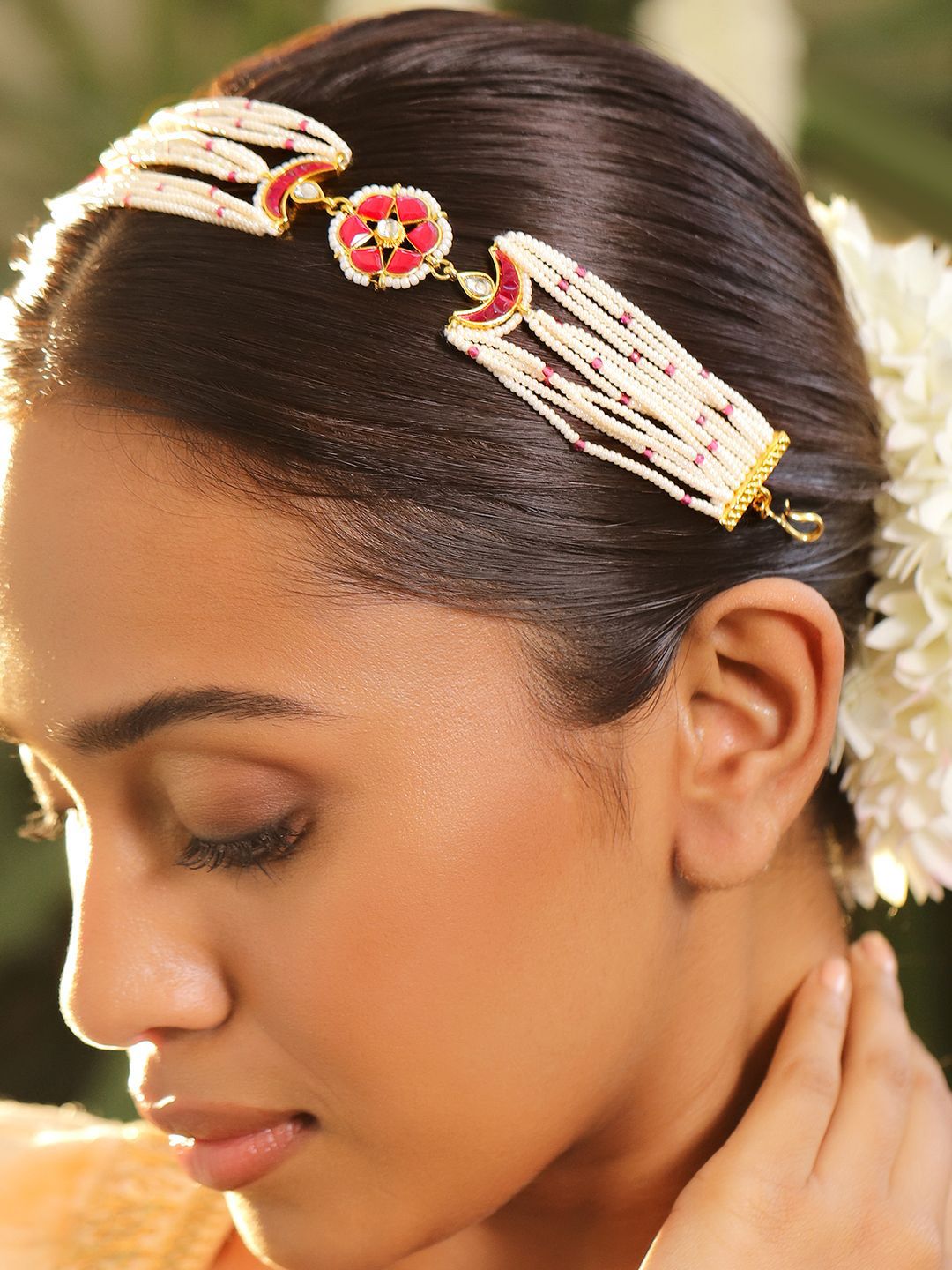 Dhiyona RJ Women's 22K Gold-Plated Ruby Pink Kundan & White Pearl Beaded Bridal Mattha Patti Headpiece