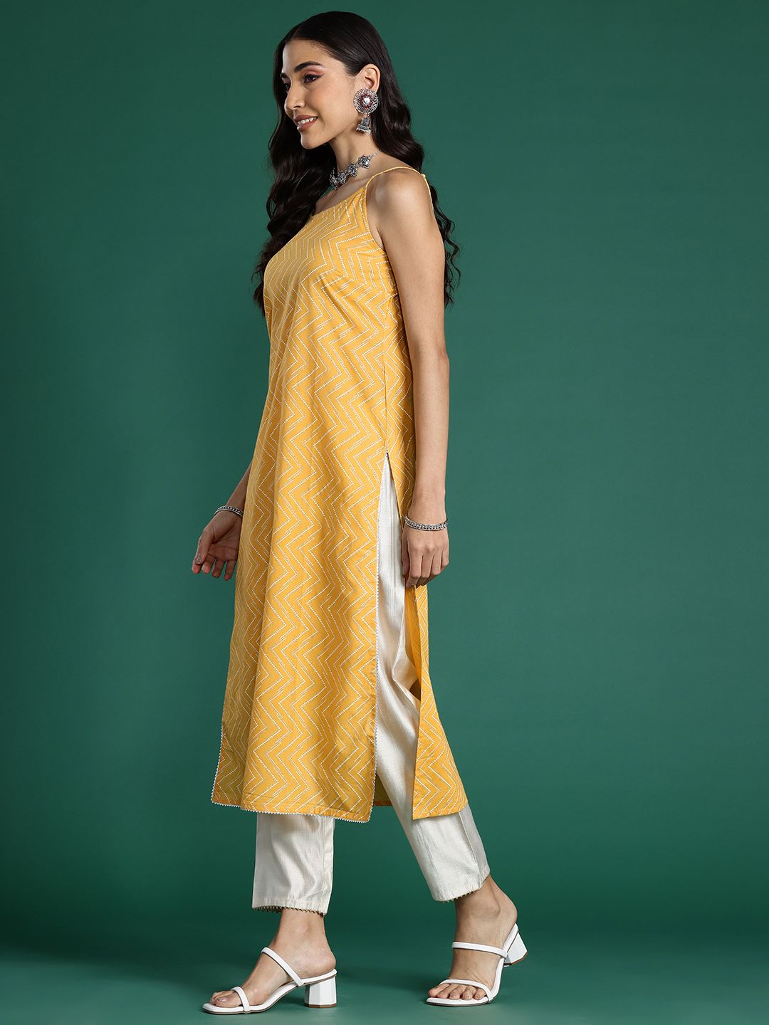 Dhiyona IE Chevron Printed Gotta Patti Pure Cotton Kurta