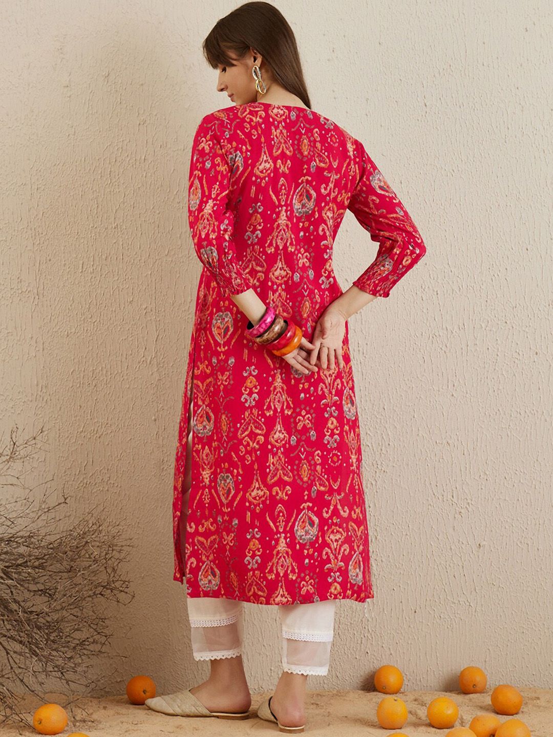 Dhiyona IE Ethnic Motifs Printed Round Neck Thread Work Straight Kurta