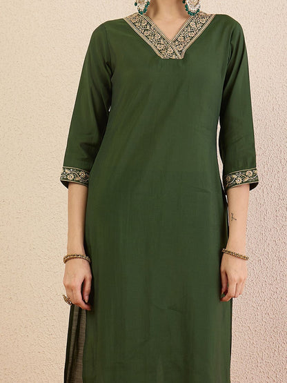 Women Ethnic Motifs Embroidered Regular Kurta with Trousers & With Dupatta