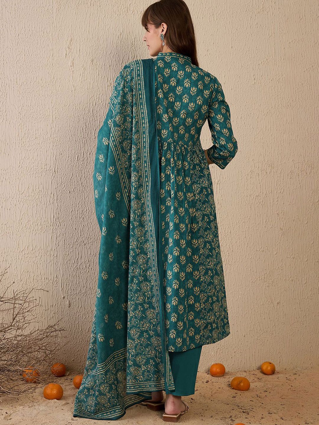 Women Floral Printed Empire Pure Cotton Kurta with Trousers & With Dupatta