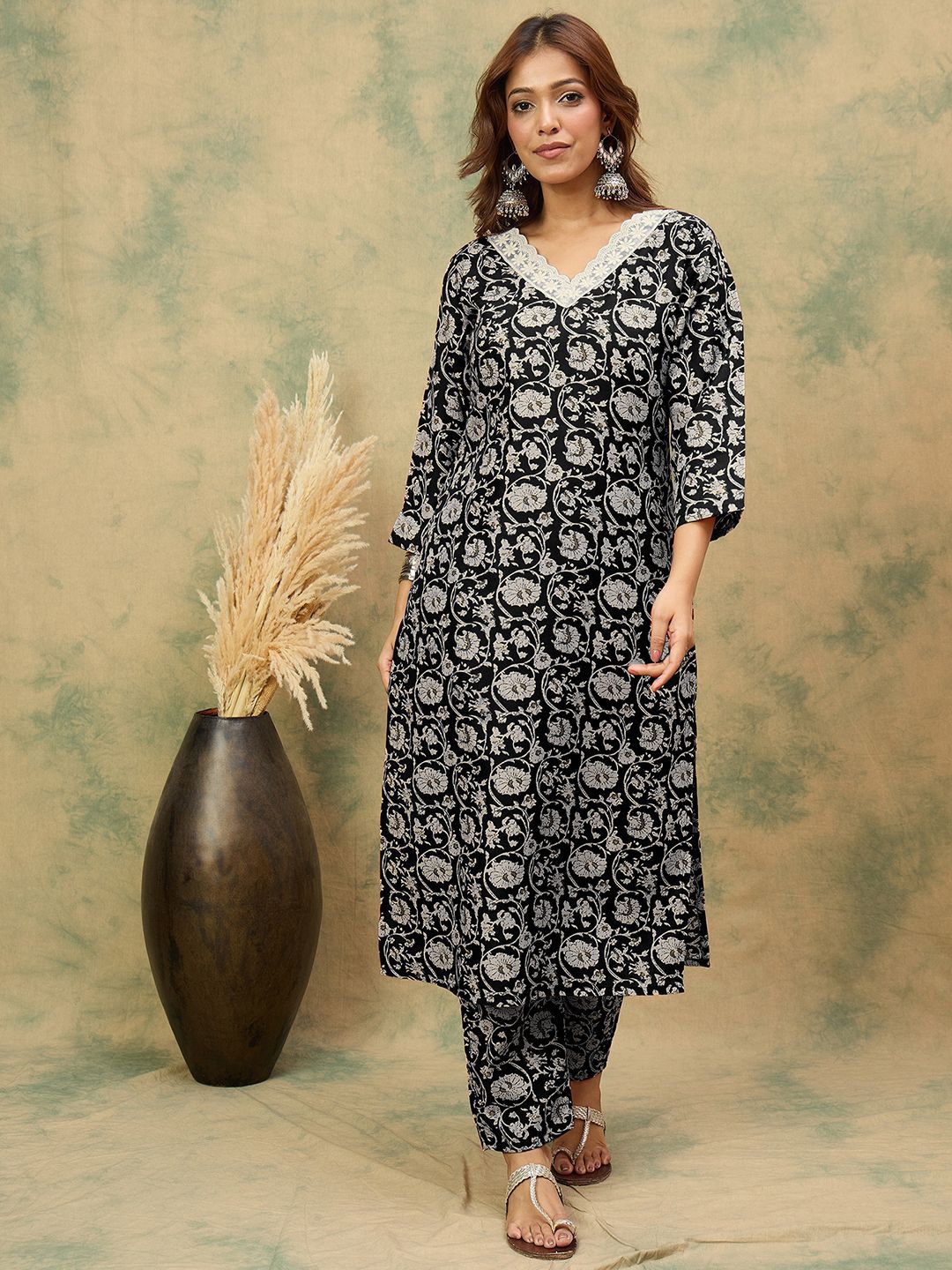 Dhiyona VA Women's Ethnic Motifs Printed Regular Kurta with Trousers & Dupatta