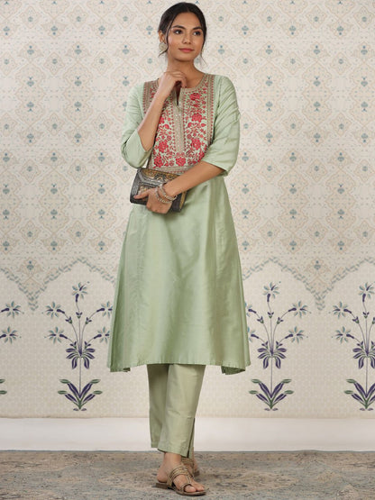 Dhiyona OD  Yoke Design Embroidered Kurta with Trousers