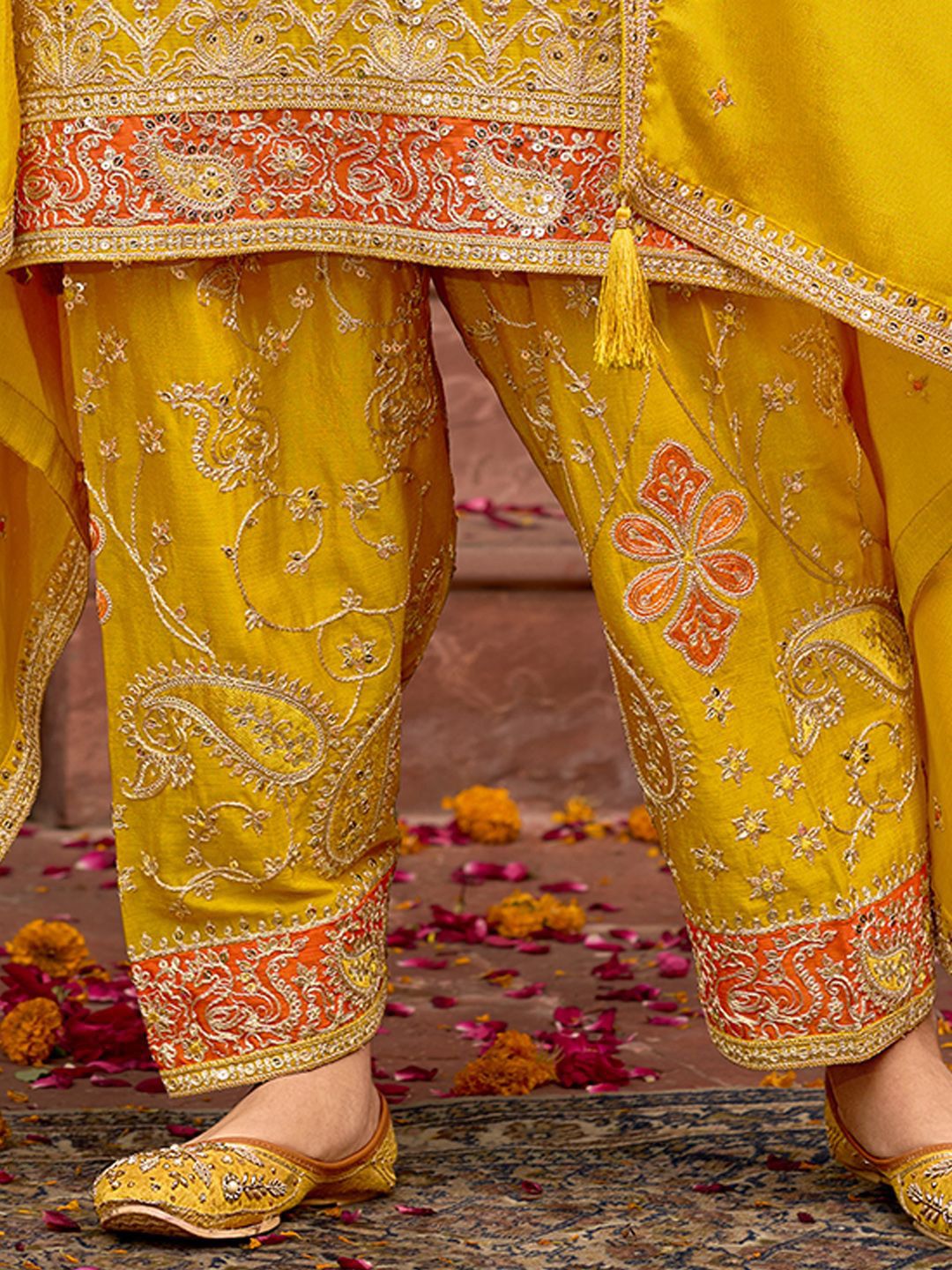 Ethnic Motifs Embroidered Sequinned Straight Kurta with Trouser & Dupatta