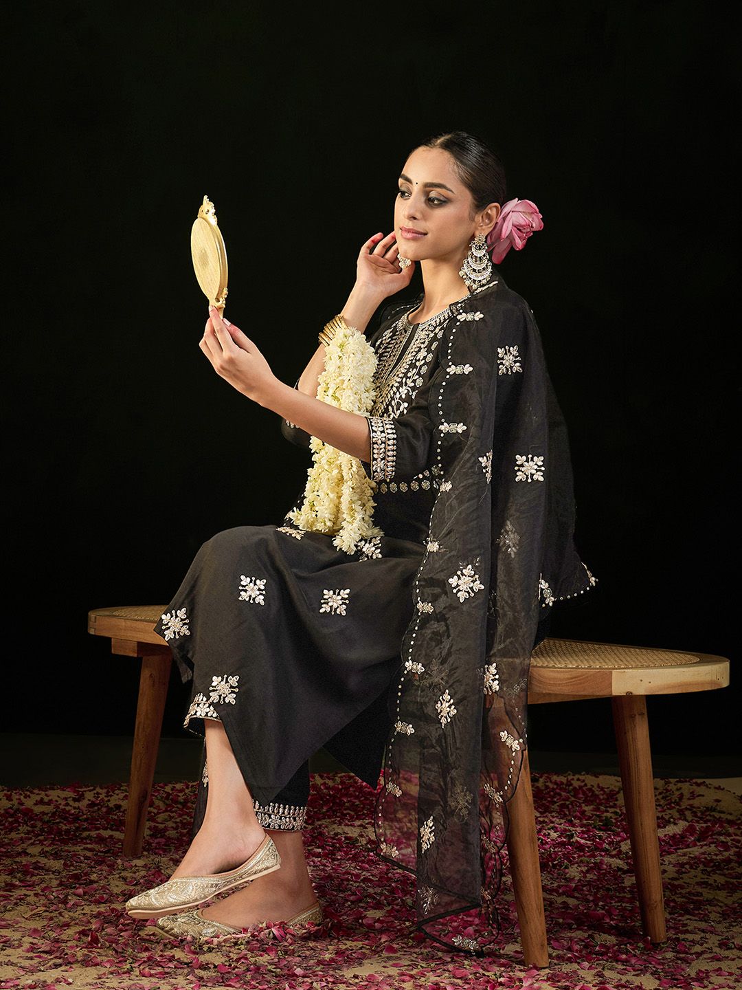 Ethnic Motifs Embroidered Gotta Patti Straight Kurta with Trousers & Dupatta