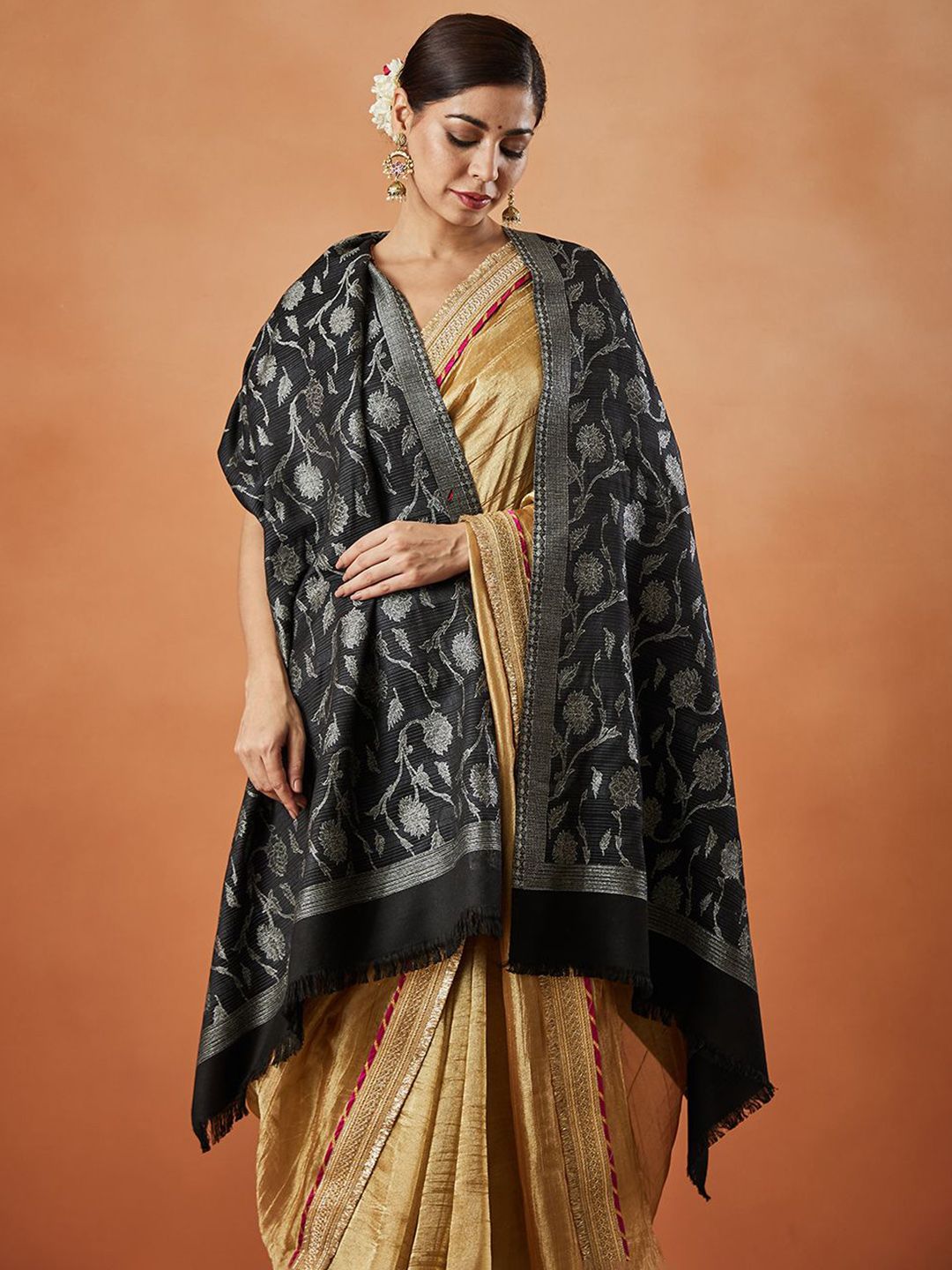 Dhiyona PA Ethnic Motifs Woven Design Shawl