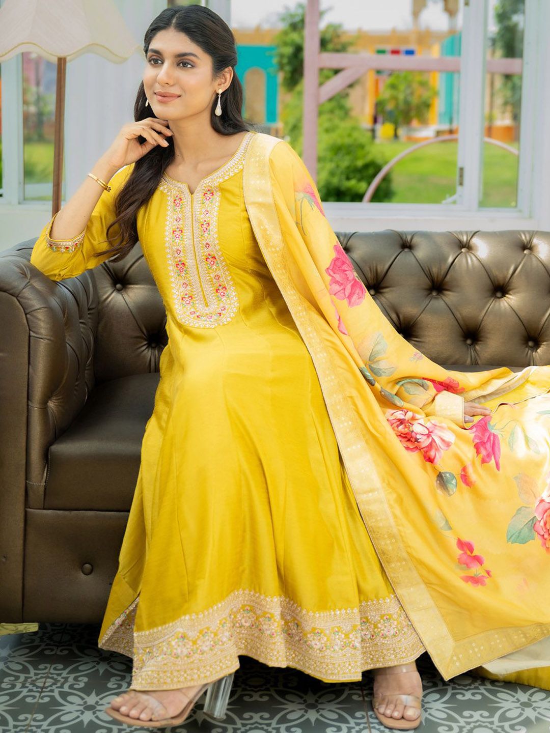 Women Floral Embroidered Regular Sequinned Kurta with Trousers & With Dupatta