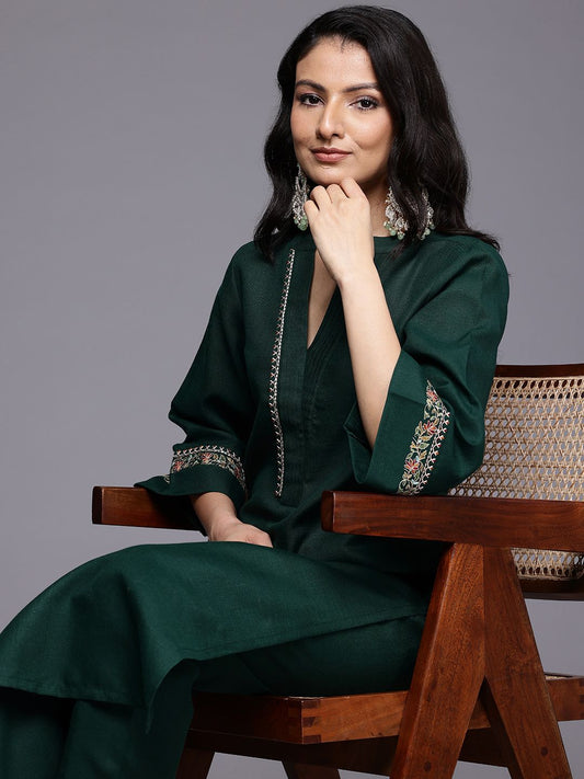 Dhiyona VA Women'sEthnic Motifs Embroidered Thread Work Kurta with Trousers