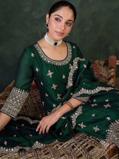 Ethnic Motifs Embroidered Round Neck Kurta With Trousers & Dupatta