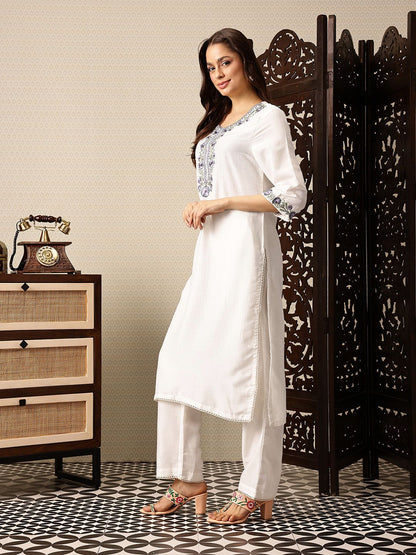 Dhiyona PD Women Floral Embroidered Regular Jashn Kurta with Trousers & With Dupatta