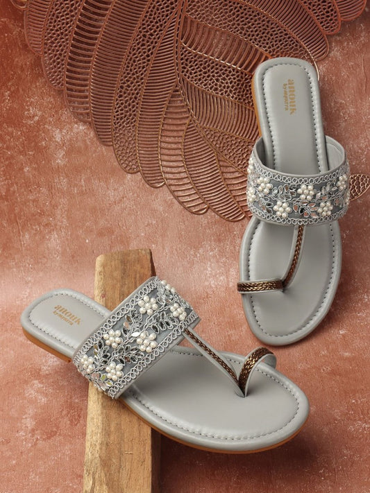Dhiyona AK Floral Embellished Embroidered Open One Toe Flats