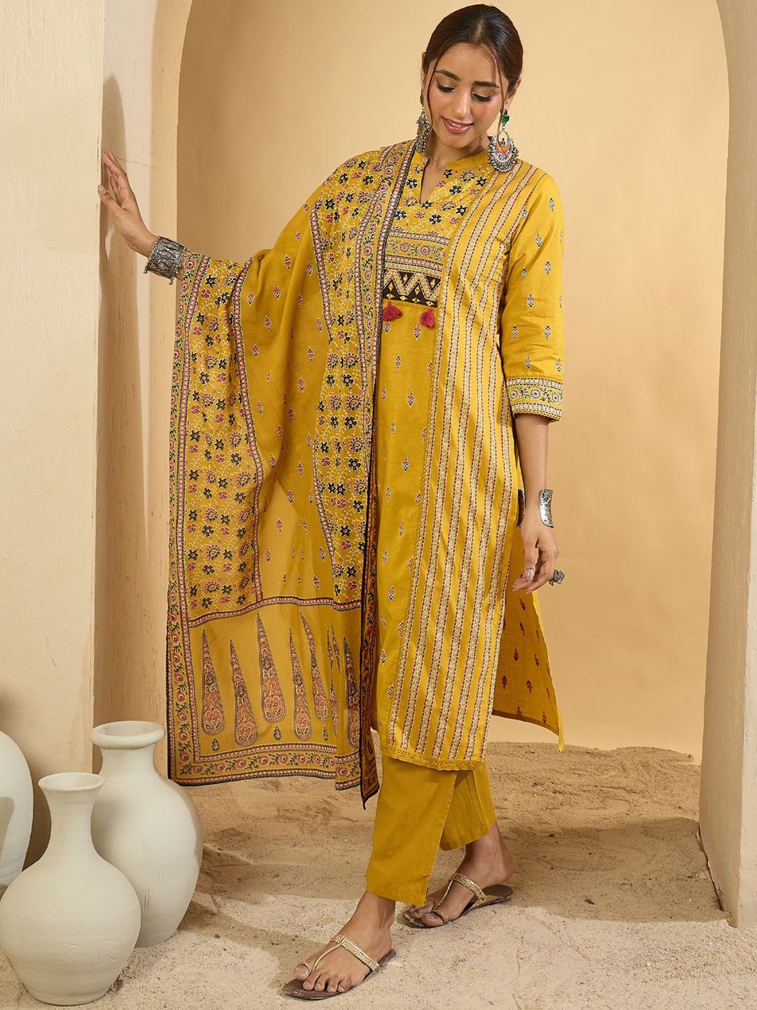 Dhiyona IE Women rinted Panelled Pure Cotton Kurta with Trousers & With Dupatta