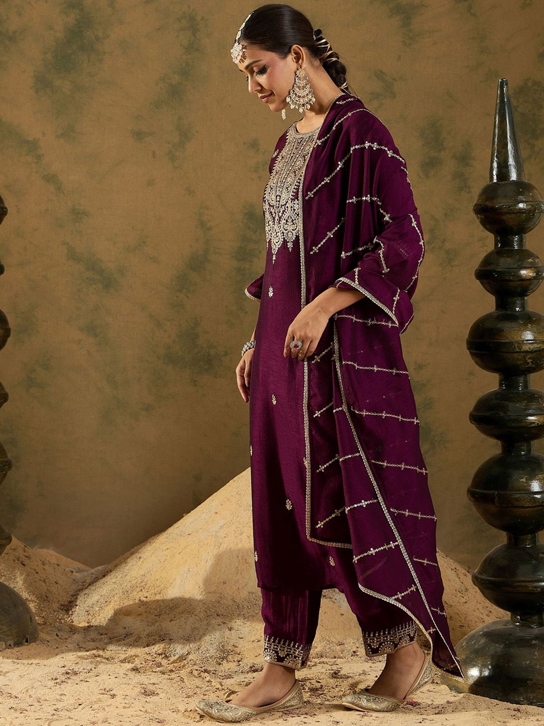 Women Ethnic Motifs Embroidered Regular Kurta with Trousers & With Dupatta