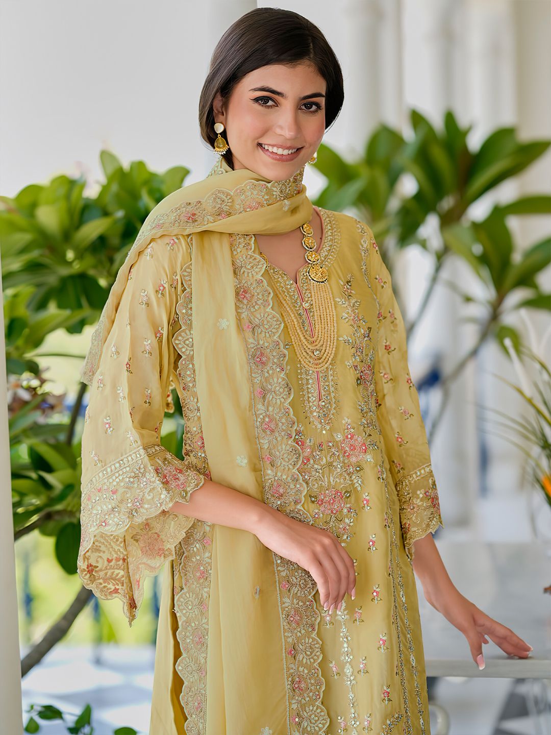 Ethnic Motifs Embroidered Sweetheart Neck Straight Kurta With Trousers & Dupatta