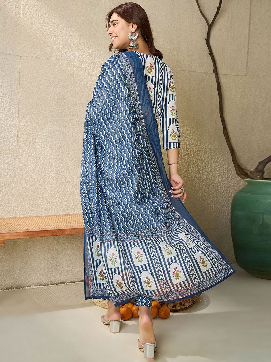 Floral Printed Tie-Up Neck Pure Cotton Straight Kurta With Trousers & Dupatta