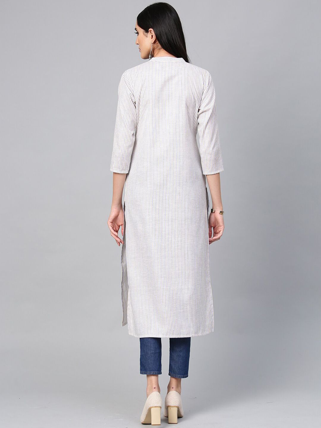 Dhiyona IE Women Blue & White Striped Cotton Kurta