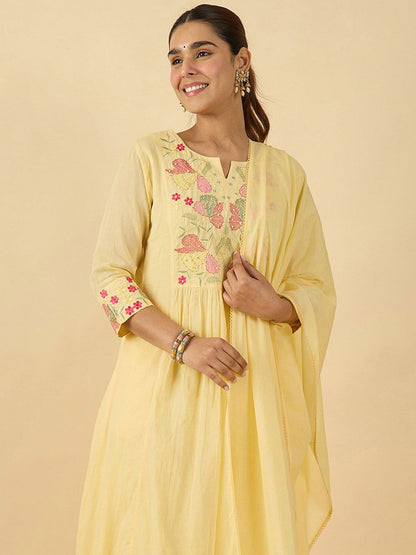 Women Floral Embroidered Cotton Kurta with Trousers & Dupatta