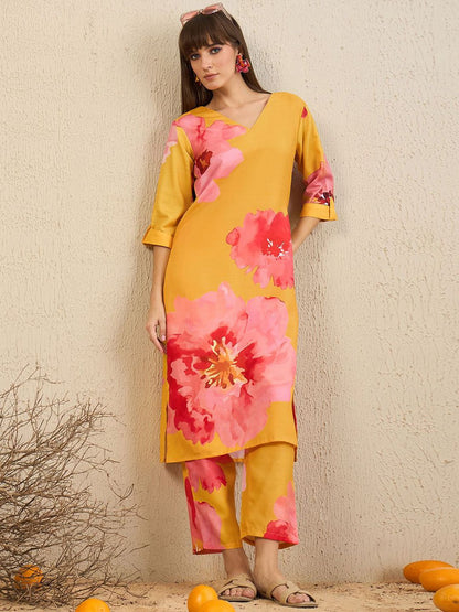 Dhiyona IE Floral Printed V-Neck Straight Kurta with Trousers