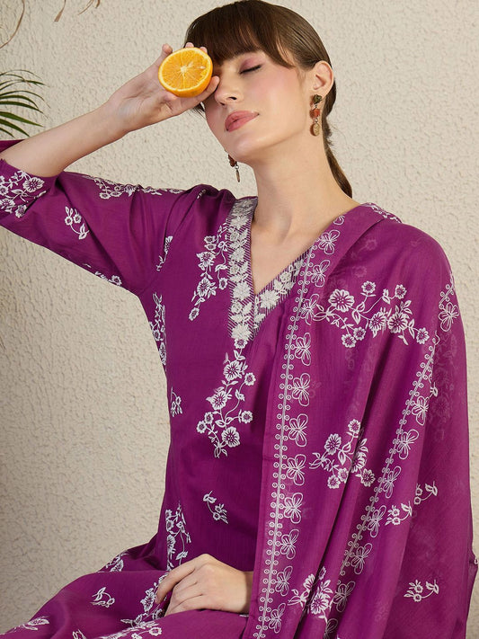 Women Floral Printed Regular Sequinned Cotton Kurta with Trousers & Dupatta