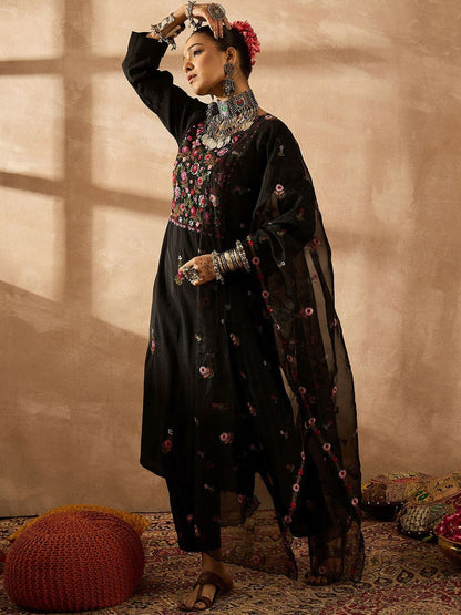 Dhiyona IE Women Floral Embroidered Regular Thread Work Kurta with Trousers & With Dupatta