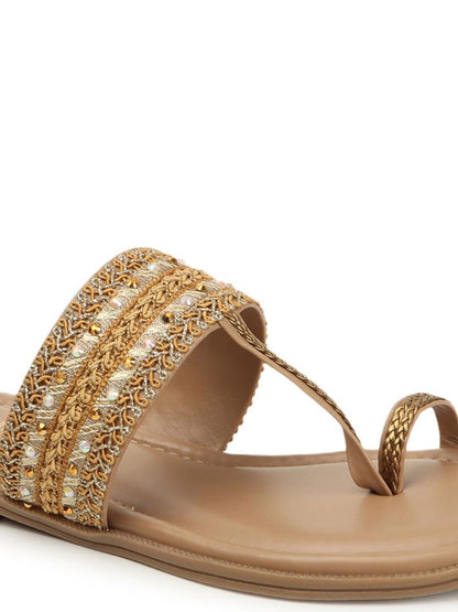 Dhiyona AK Ethnic - Embellished One Toe Flats