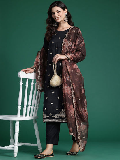 Dhiyona IE Ethnic Motifs Embroidered Sequinned Kurta With Trousers & Dupatta
