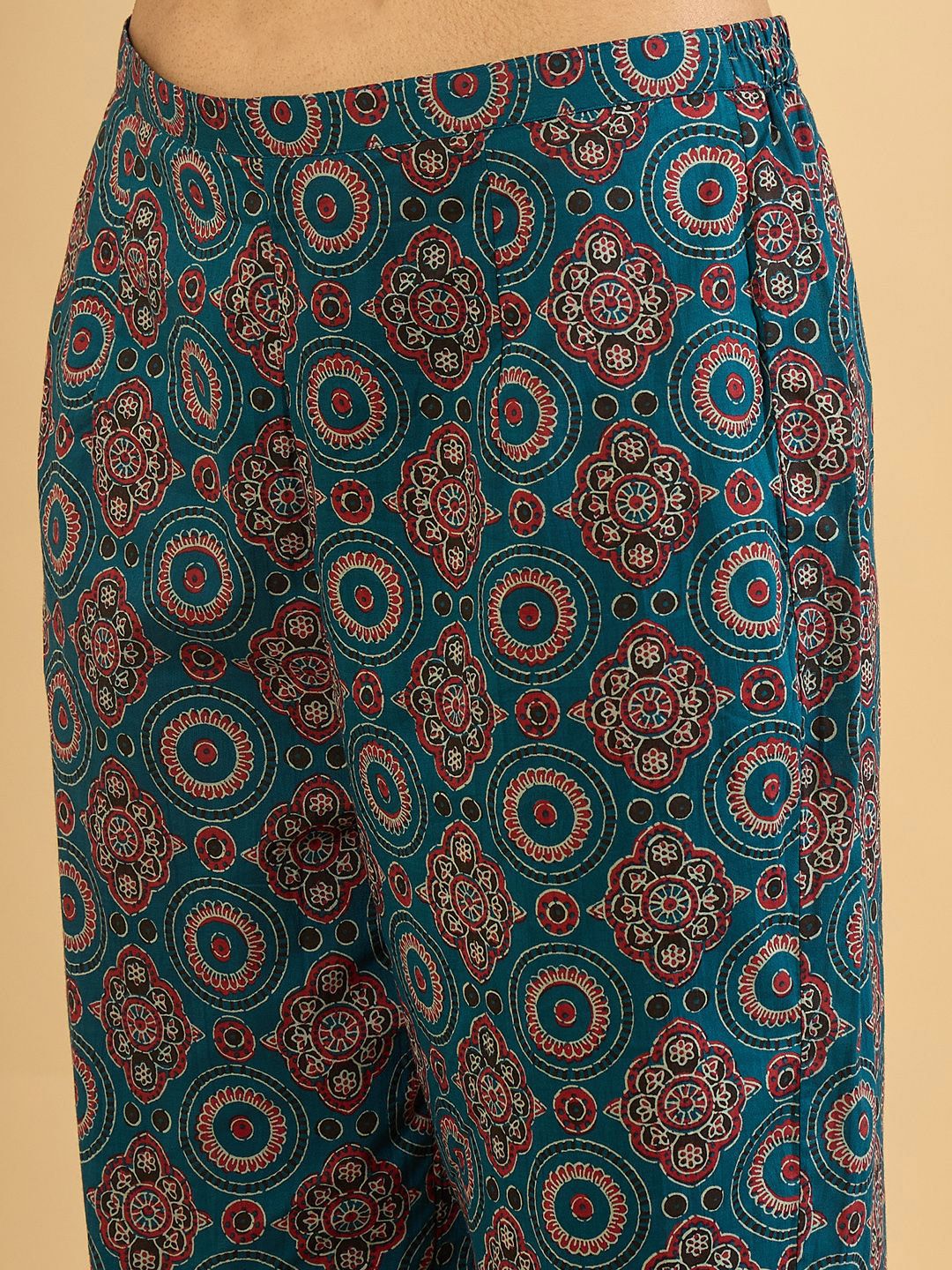 Dhiyona IE Ethnic Motifs Printed V-Neck Pure Cotton A-Line Kurta With Trousers