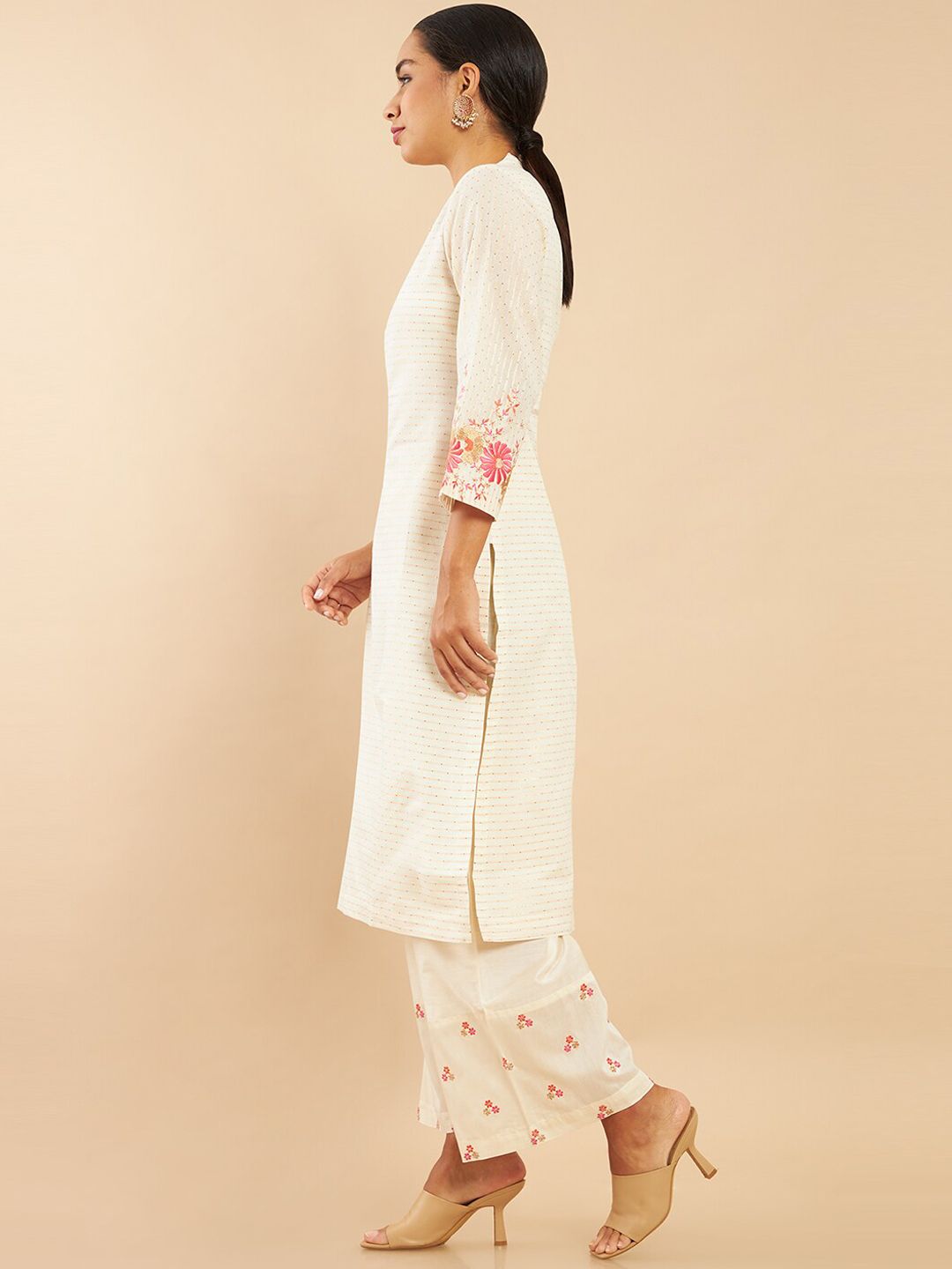 Dhiyona SO Women's Women Off-White Embroidered Panelled Pure Cotton Kurta with Trousers