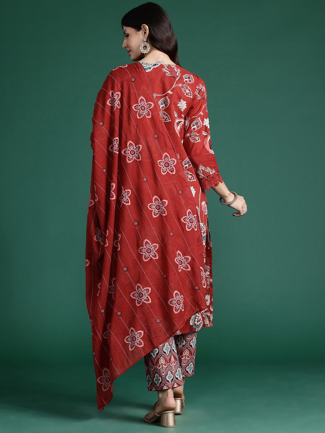Floral Printed Sequinned Pure Cotton Kurta With Trousers & Dupatta