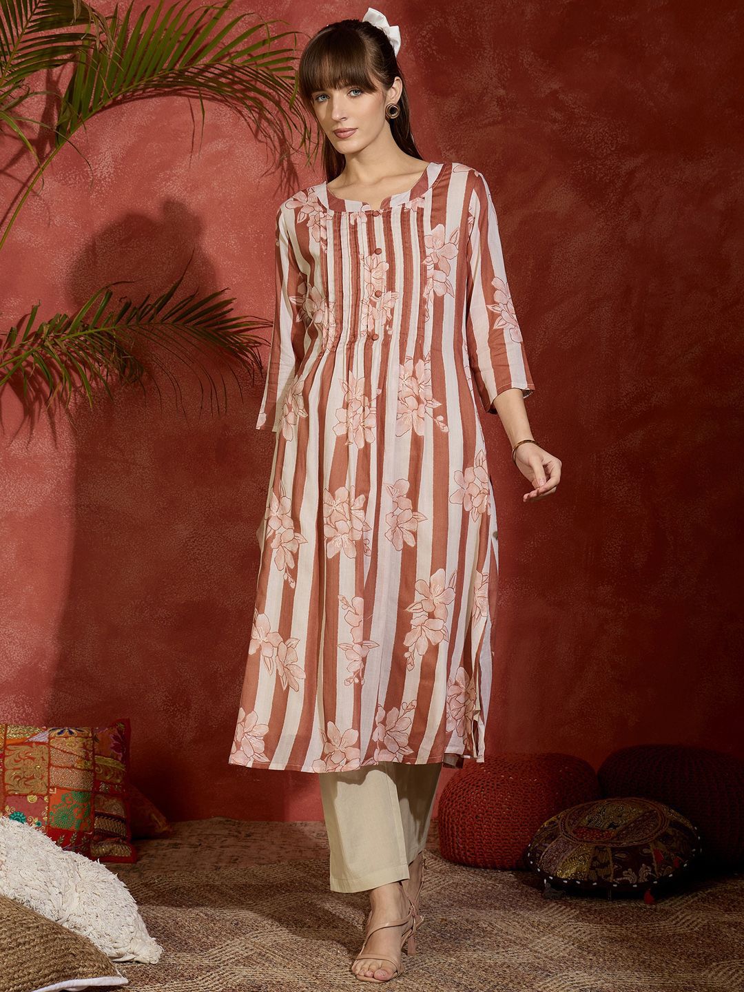 Dhiyona IE Floral Printed Mandarin Collar Pure Cotton Straight Kurta With Trousers