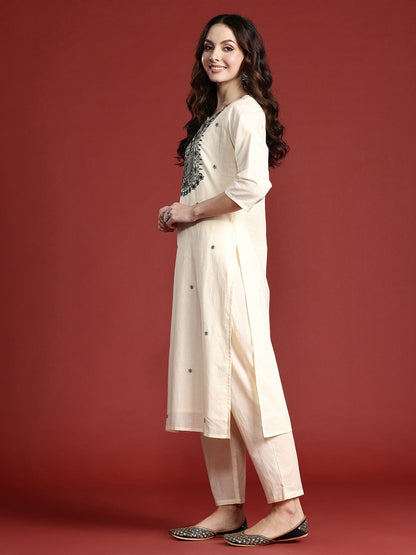 Ethnic Motifs Embroidered Thread Work Pure Cotton Kurta Set