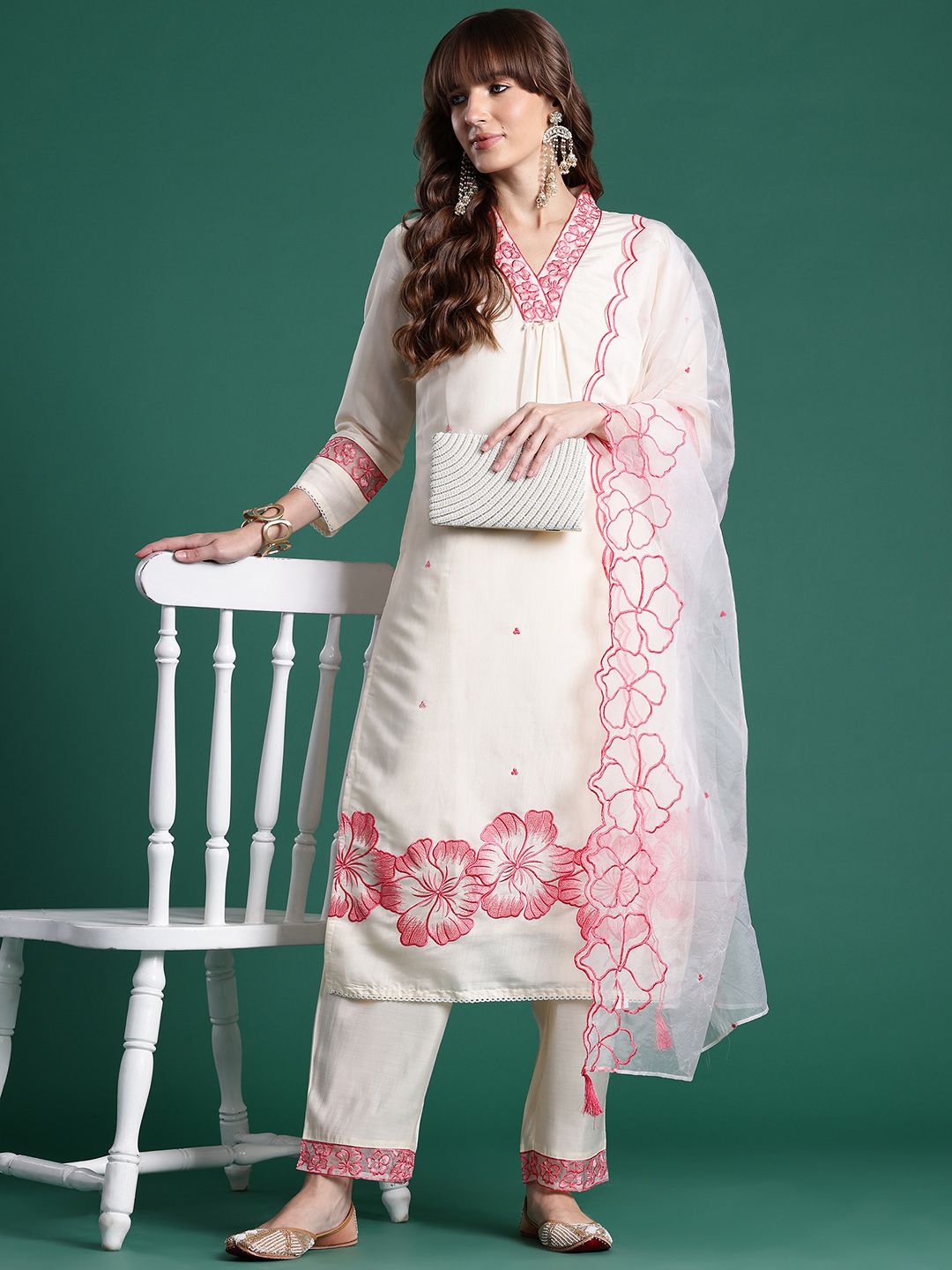 Floral Embroidered Pleated Thread Work Kurta with Trousers & With Dupatta