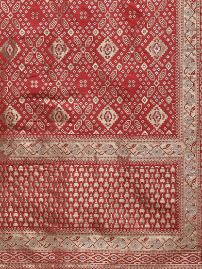 Women Green Ethnic Motifs Regular Liva Kurta with Trousers & Dupatta