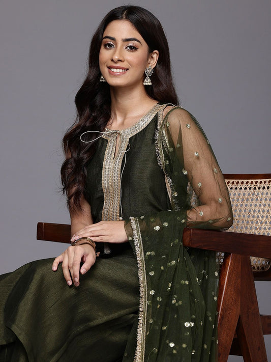 Dhiyona VA Women's Yoke Design Sequinned Kurta with Trousers & Dupatta