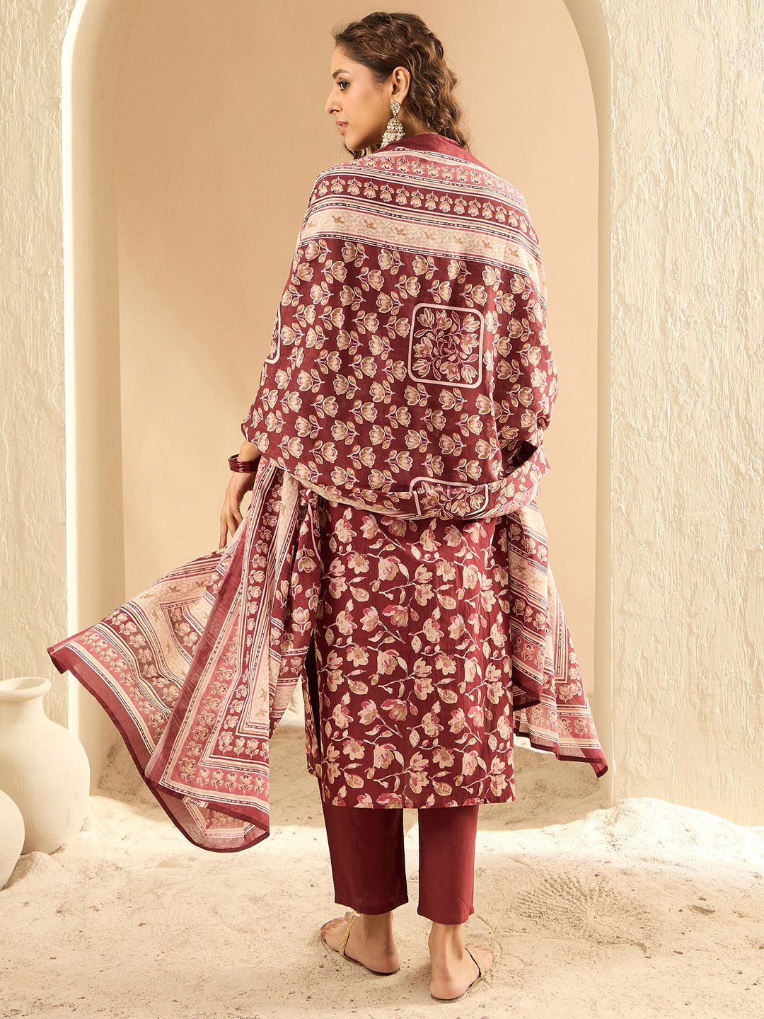 Dhiyona IE Women Floral Printed Pure Cotton Kurta with Trouser & With Dupatta