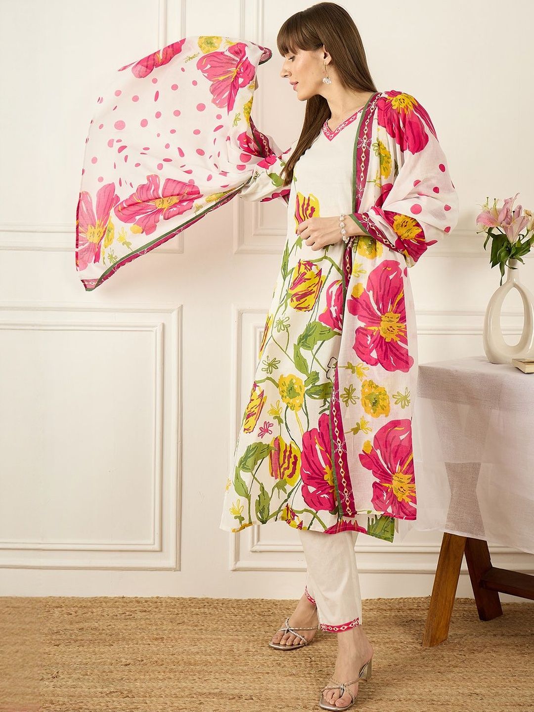 Floral Printed V-Neck Pure Cotton Straight Kurta With Trousers & Dupatta