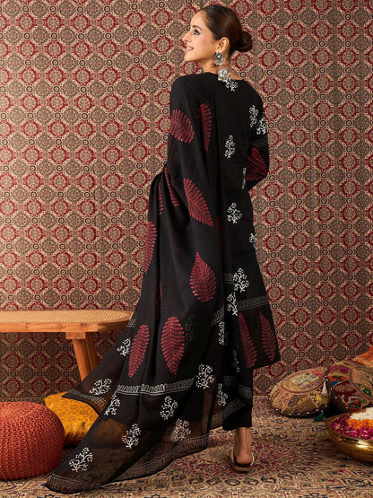 Dhiyona IE Women's Floral Printed Tie-Up Neck Pure Cotton Straight Kurta & Trousers With Dupatta